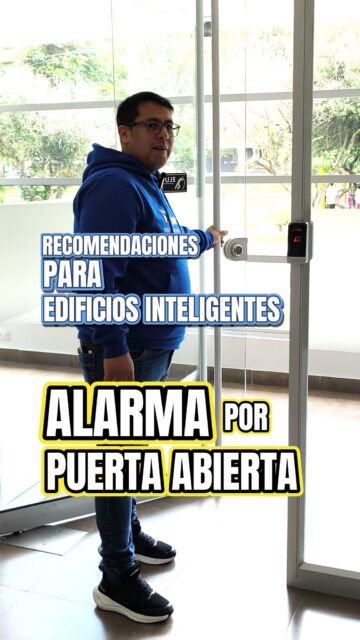Recomendaciones para residentes de edificios automatizados: cómo usar bien el sistema | Domosis

🚨 Una puerta abierta por más de un minuto no es un descuido menor. Es una alerta de seguridad activa.
En un edificio automatizado, cada puerta tiene un propósito claro: abre para que entres o salgas, y cierra de inmediato. Cuando eso no ocurre, el sistema lo interpreta como una situación anormal y reacciona.

✅ La regla es simple:
🚶 Sales del edificio
🔄 Dejas que la puerta cierre completamente
✅ Listo
Una acción. Dos segundos. Cero alarmas.

⚠️ ¿Qué pasa si la puerta queda abierta más de un minuto?
🔔 El sistema dispara la alarma automáticamente
📲 La alerta llega a residentes y central de monitoreo
🚨 Se activa un protocolo de respuesta innecesario
Todo por un descuido que se evita con un solo hábito.

¿Por qué esta regla protege a todos?
✅ Evita el acceso de personas no autorizadas
✅ Mantiene el sistema funcionando correctamente
✅ Evita falsas alarmas que generan desgaste operativo
✅ Garantiza que la tecnología cumpla su función real

Un edificio inteligente funciona bien cuando sus residentes también lo son.
La tecnología hace su parte. Solo necesita que tú hagas la tuya.
📲 ¿Tienes dudas sobre el uso correcto de tu sistema? Escríbenos.
Domosis — Más de 10 años automatizando edificios en Bogotá.