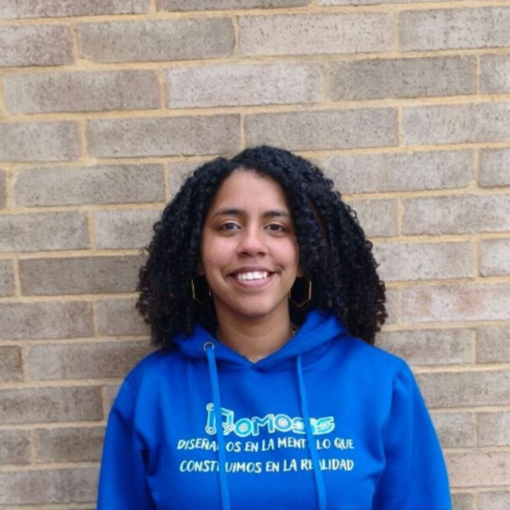 ANDREA MORALESASISTENTE DE MARKETING